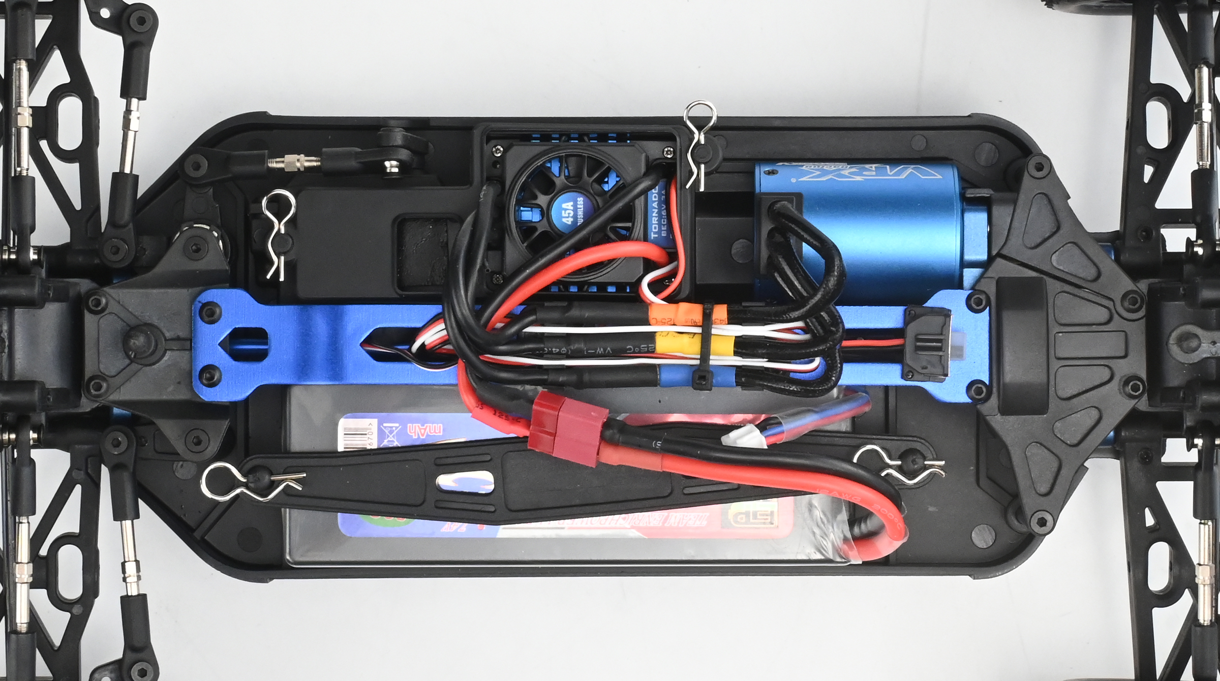rc-suspension-components-shocks-springs-arms.jpg