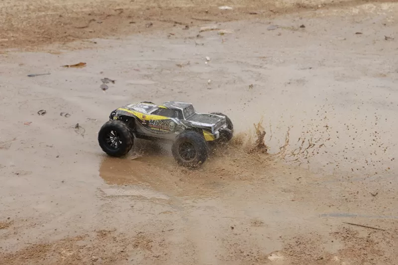 10 Scale 4WD Off-road Electric RC Truck 2.4G Brushed High Speed RTR #RH1071