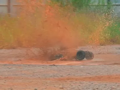 RC Remote Control Car Cleaning Tutorial: Extend Your Vehicle's Lifespan!