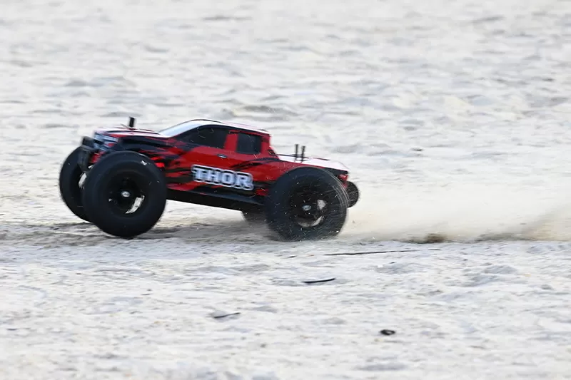 10 Scale 4WD Off-road Nitro RC Truggy 2.4G Engine High Speed #RH1001